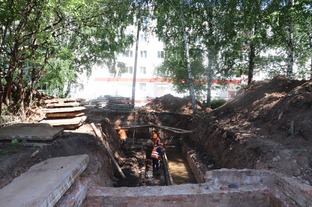 Реконструкция теплосетей на  ул.50 лет ВЛКСМ.JPG