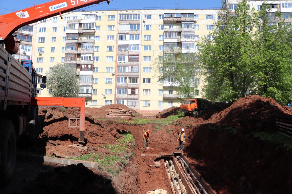 Реконструкция теплосетей_ул.Петрова (2).JPG