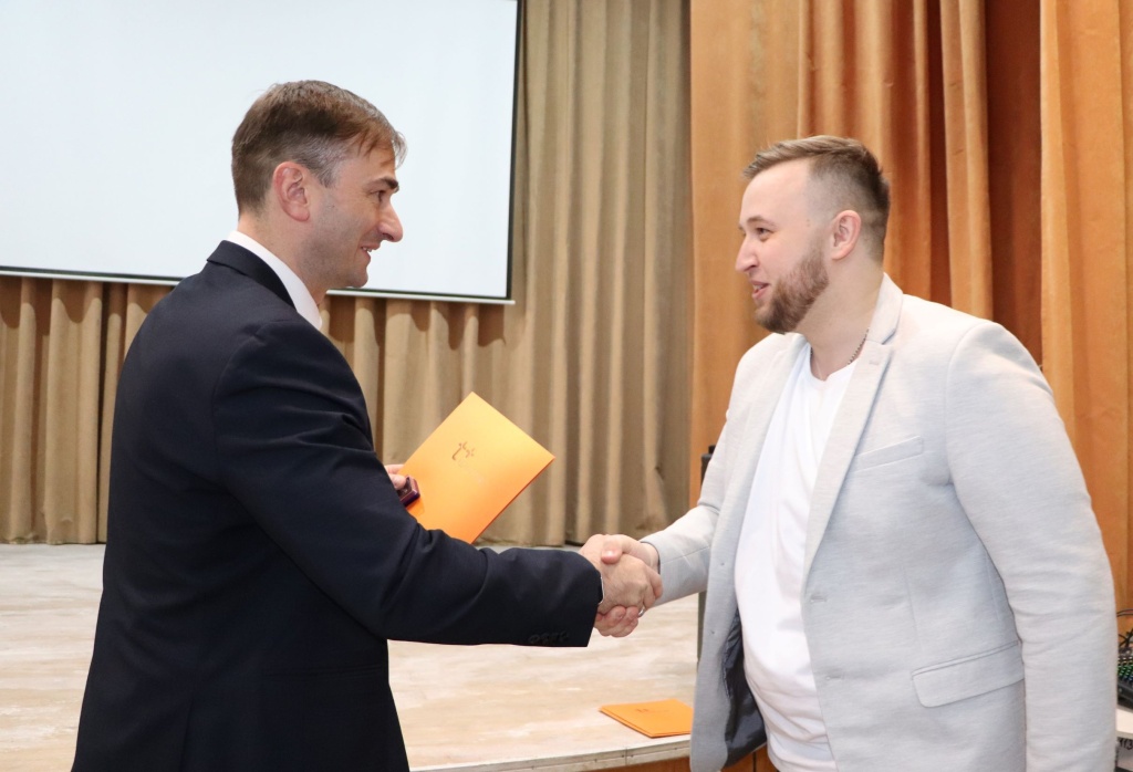Награды энергетикам УТС.JPG